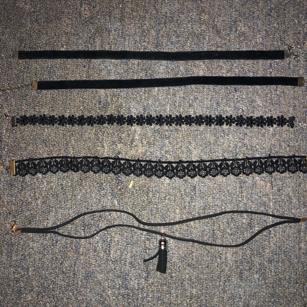 Chokers - Picture 2 of 2